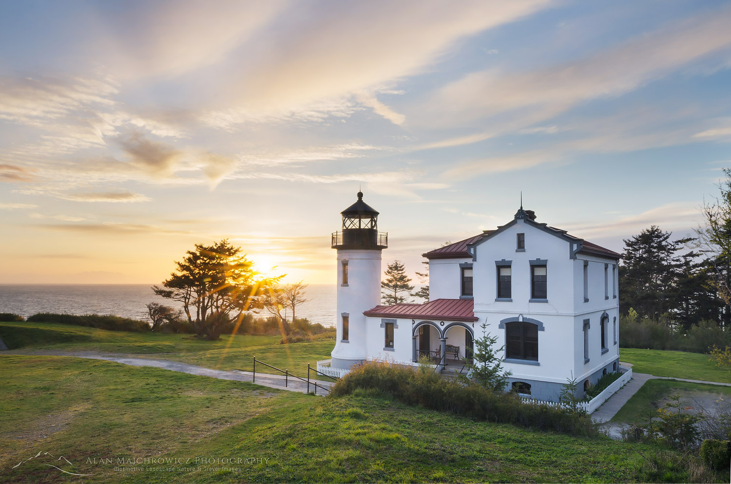 Sunset at Admiralty Head Lighthouse, Fort Casey State Park on Whidbey Island, Washington #62218