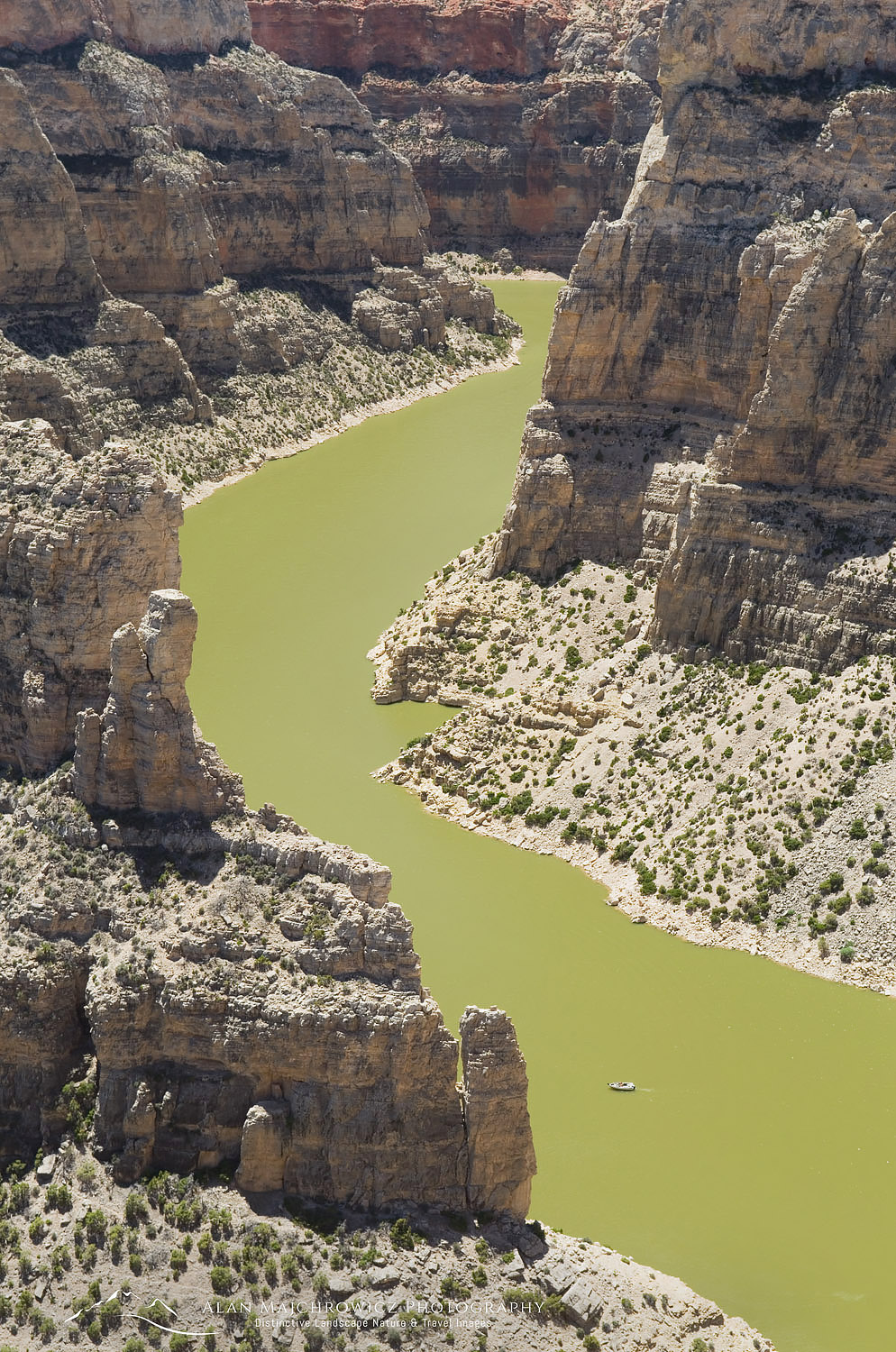 Boat floating on the Bighorn River, seen from Devil Canyon Overlook, Bighorn Canyon National Monument Montana #52224
