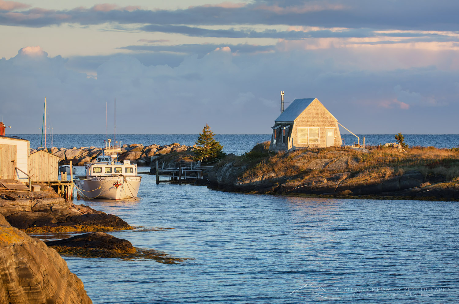 Fishermen's shack, Blue Rocks Nova Scotia #5814