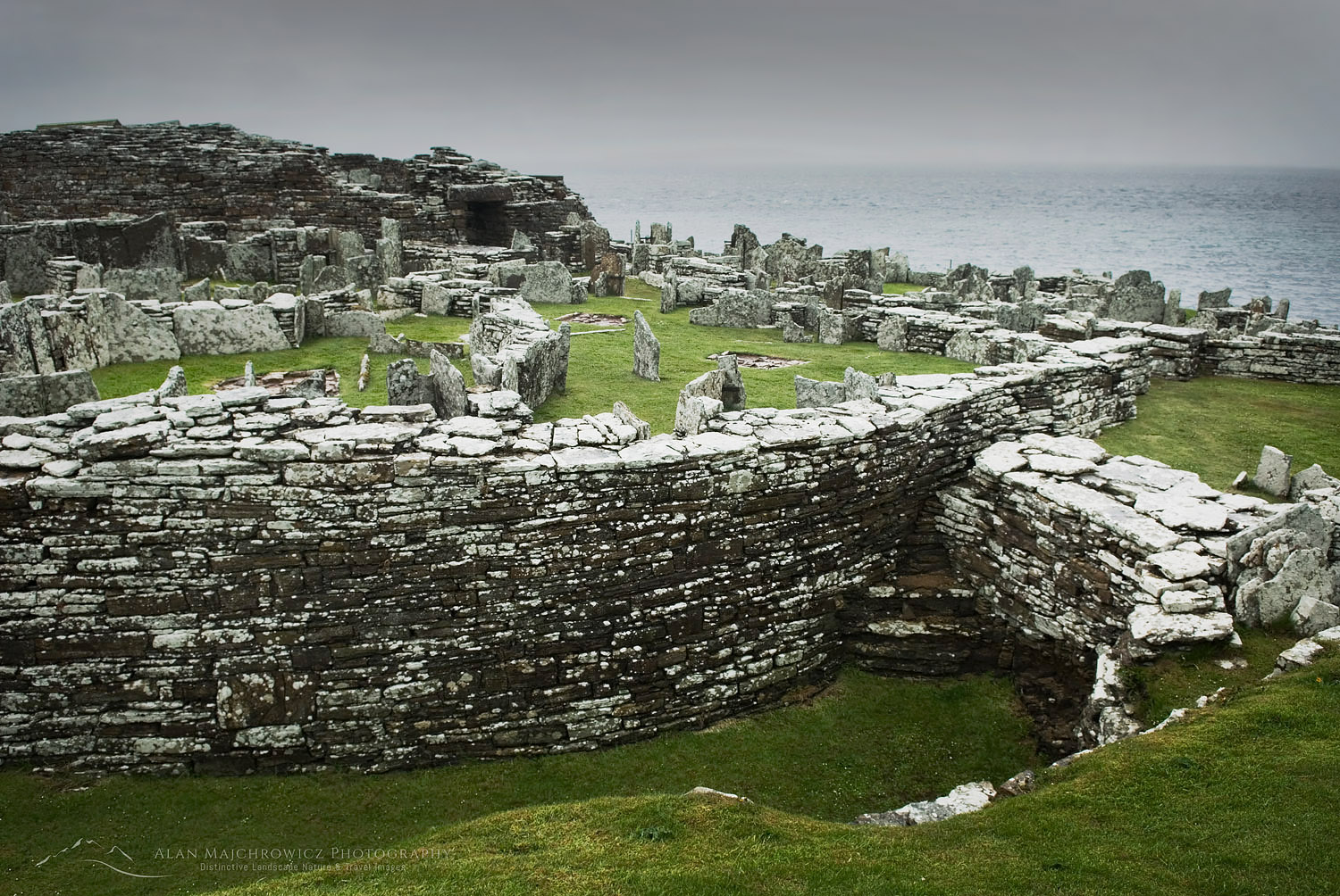 Broch of Gurness, a fortified dwelling dating back to the Iron Age around 2000 BC, Orkney Islands Scotland #12263r