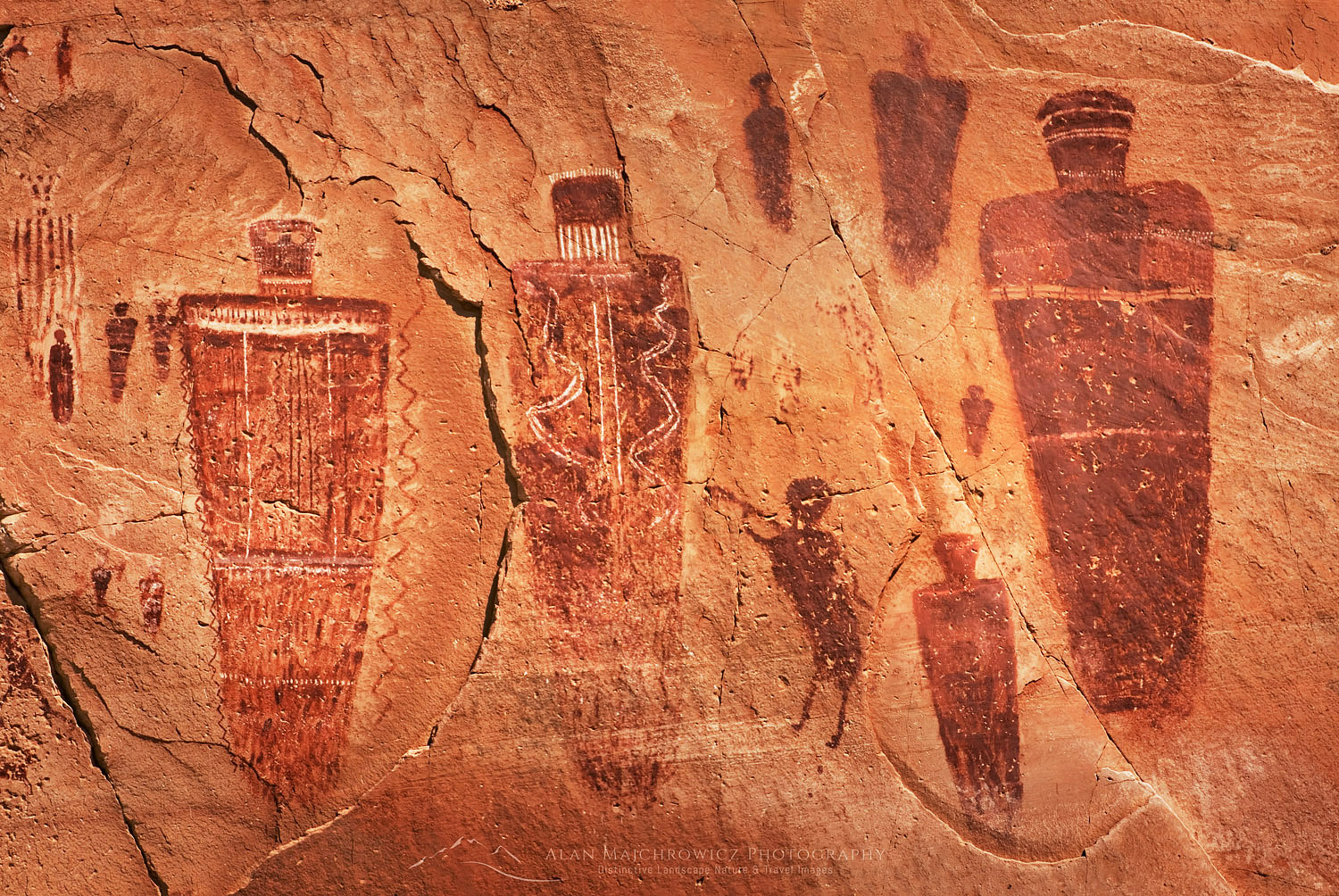 Barrier style pictographs at The Great Gallery, Horseshoe Canyon, Canyonlands National Park #40443
