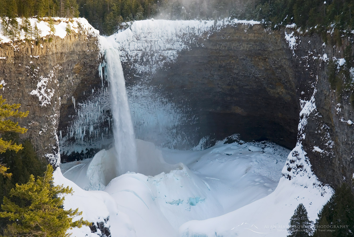 Helmcken Falls in winter, Wells Grey Provincial Park British Columbia Canada #42985