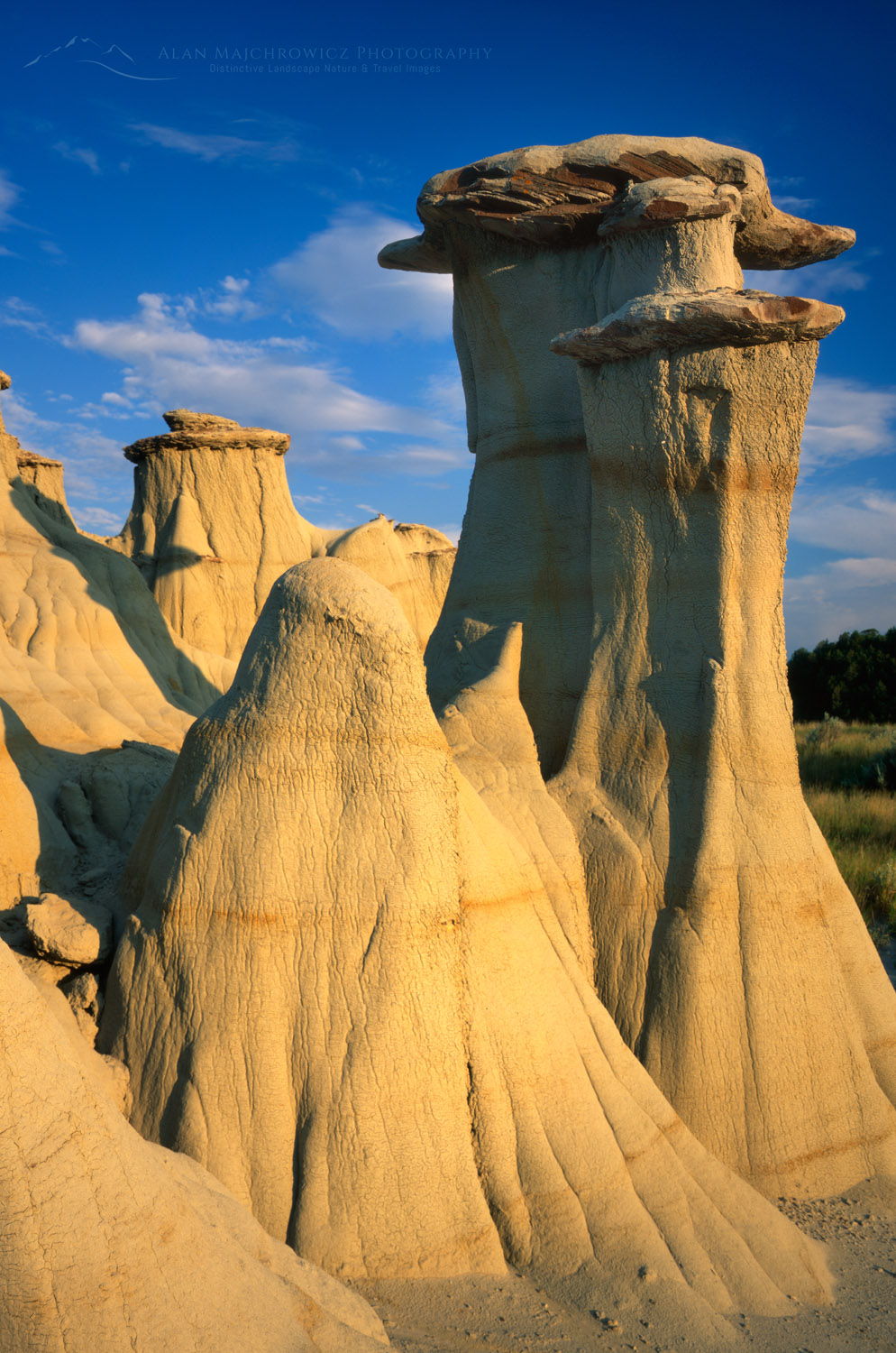 Badlands formations, Theodore Roosevelt National Park North Dakota #4545