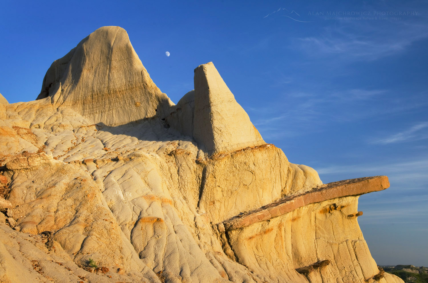 Badlands sandstone formations Theodore Roosevelt National Park, North Dakota #52387