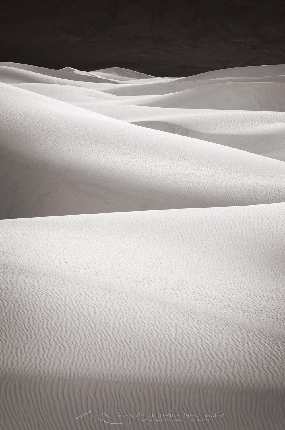 Gypsum sand dunes, White Sands National Park, New Mexico #57148bw