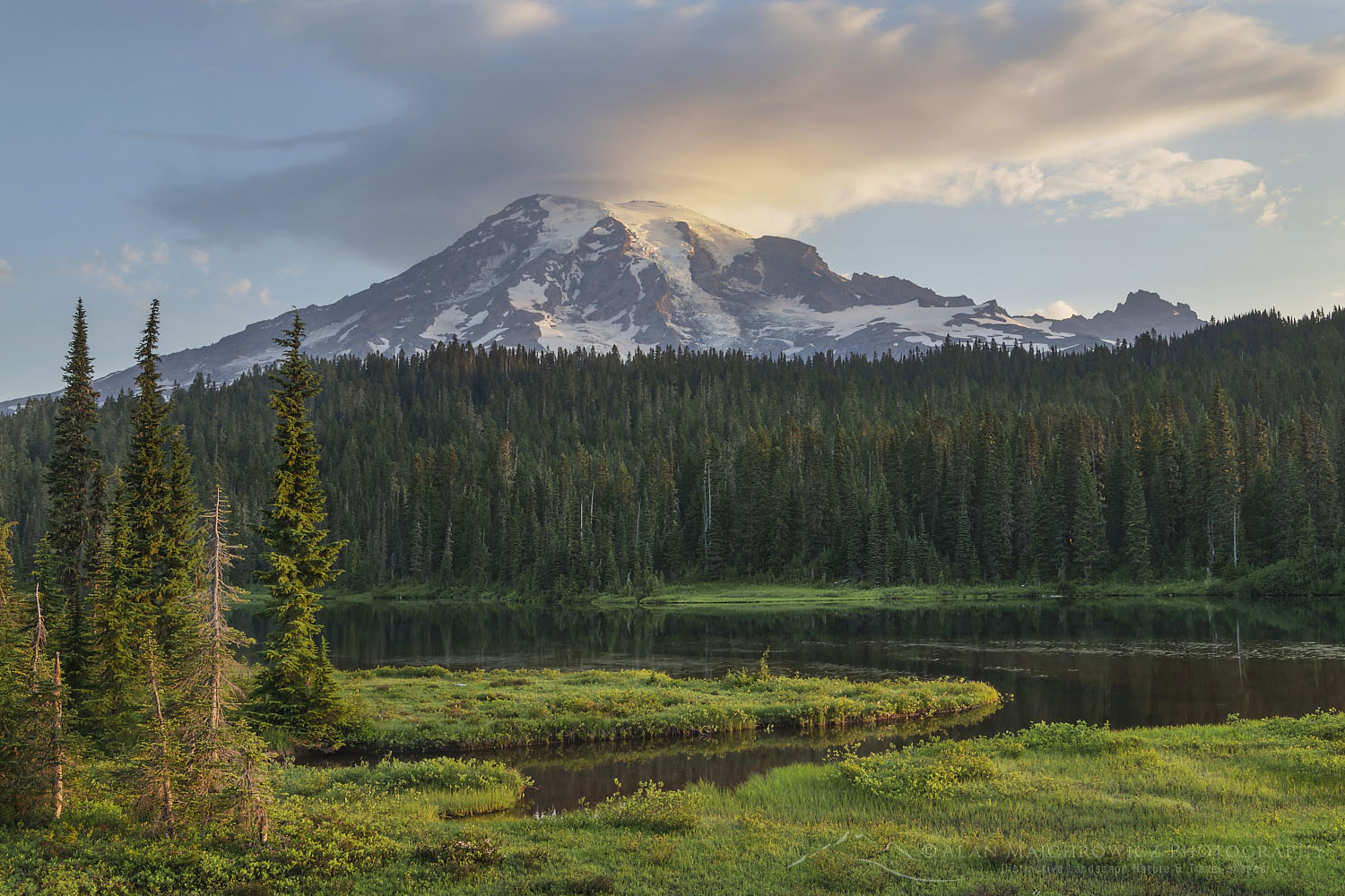 Mount Rainier, Washington Reflection Lake Magnet