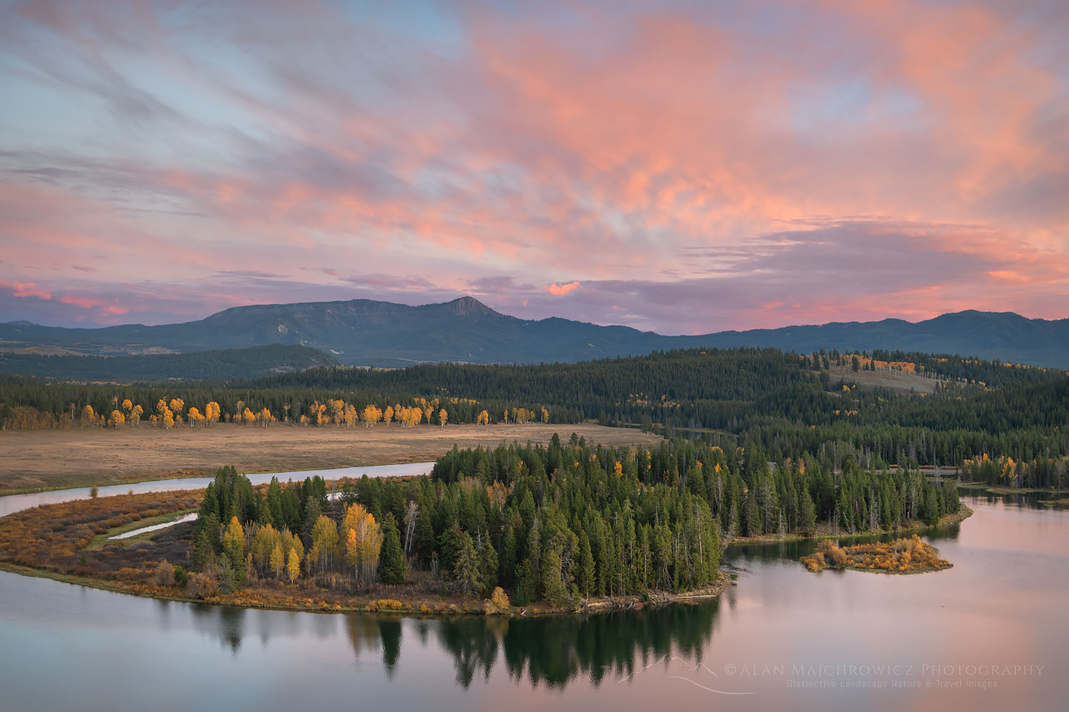 Autumn alpenglow over Oxbow Bend of the Snake River, Grand Teton National Park Wyoming #74219