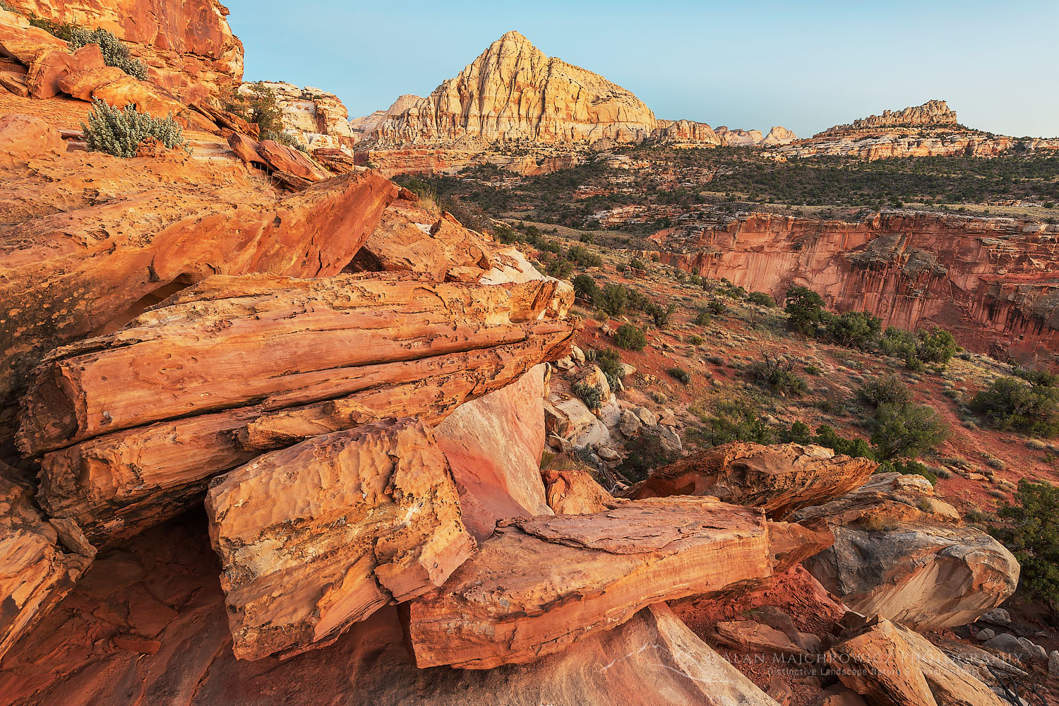 Pectols Pyramid seen fron the Rim Trail Capitol Reef National Park Utah #75773