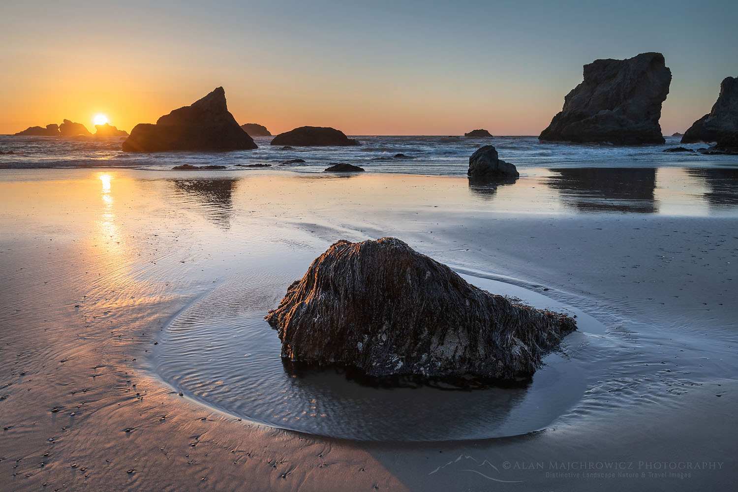 Sunset over Bandon Beach at low tide, Bandon, Oregon #71008