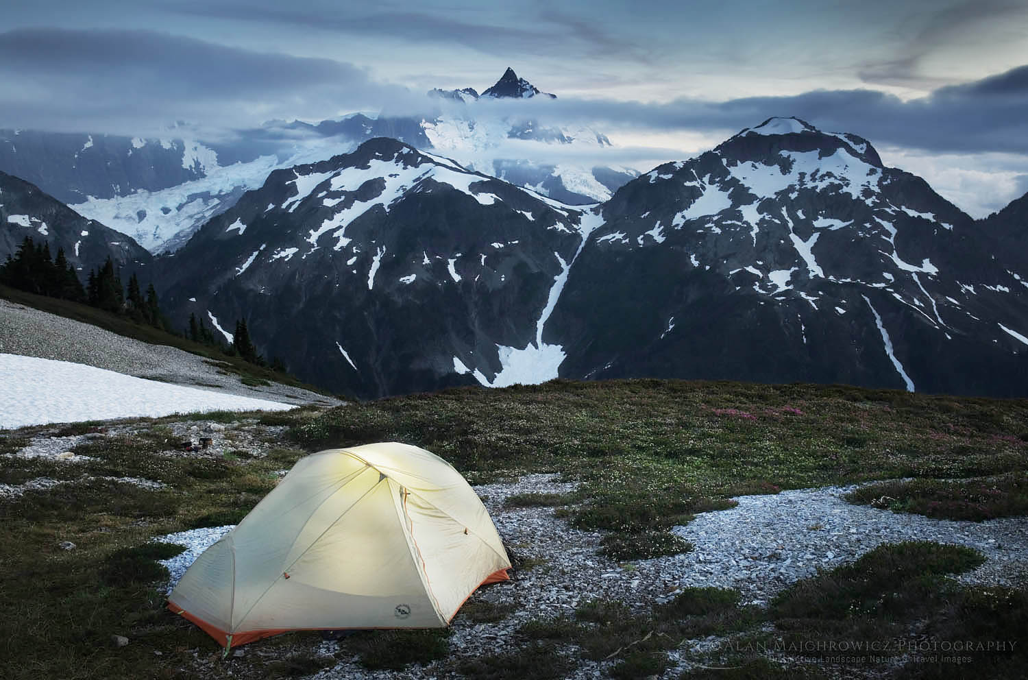 Backcountry camp on Hannegan Peak overlooking Mount Shuksan, North Cascades Washington #54316