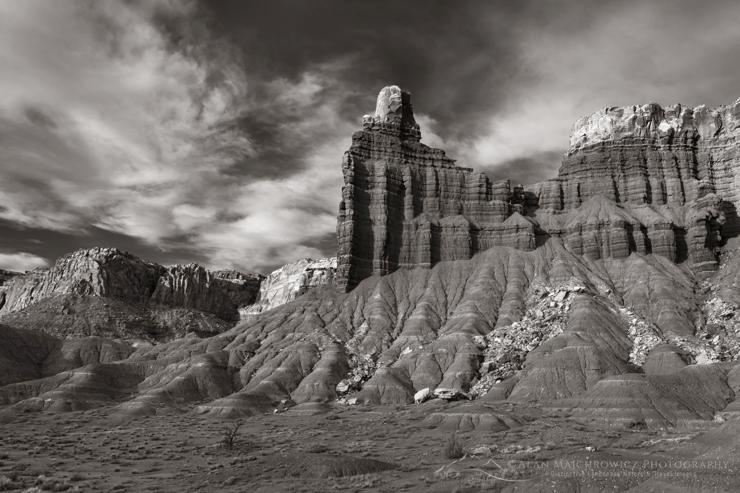 Chimney Rock Capitol Reef National Park - Alan Majchrowicz Photography