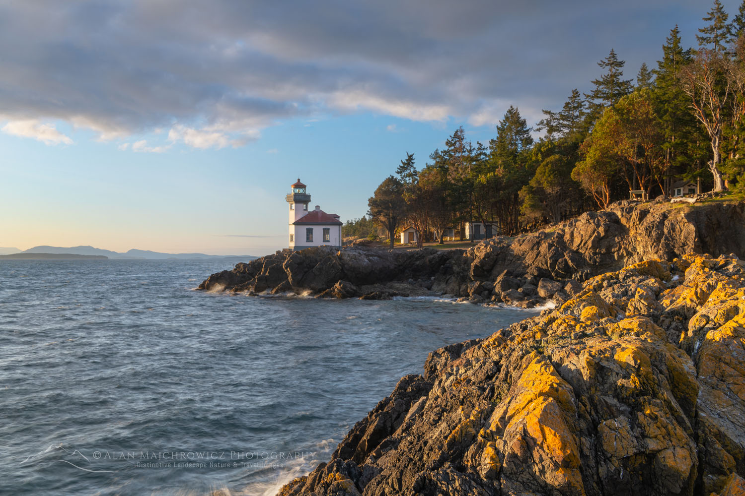 Lime Kiln Lighthouse San Juan Island - Alan Majchrowicz Photography