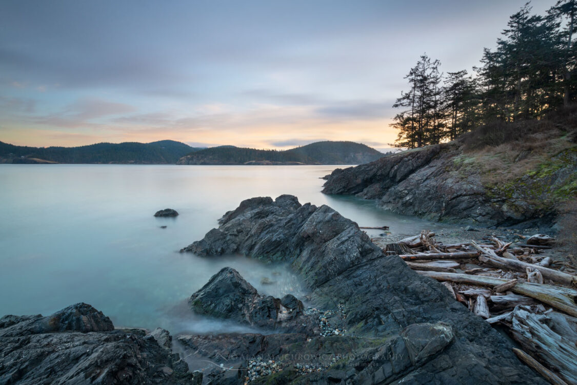 Jagged rocks at Deception Pass, Deception Pass State Park, Washington #78976