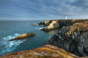 Cape Race Lighthouse on the southern end of the Avalon Peninsula. Newfoundland and Labrador Canada #80588