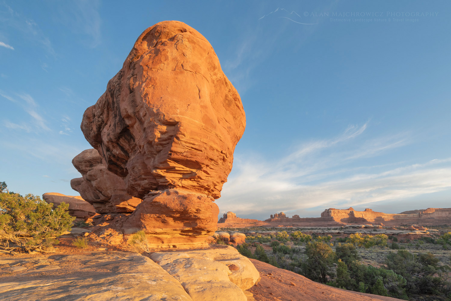 Sunset at Wooden Shoe Arch Overlook. Islands in the Sky District, Canyonlands National Park #85361
