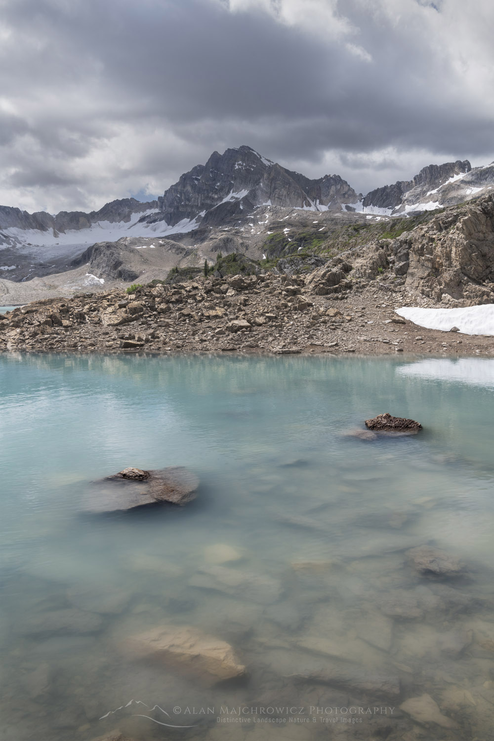 Middle Limestone Lake. Limestone Lakes Basin. Height of the Rockies Provincial Park British Columbia #86504