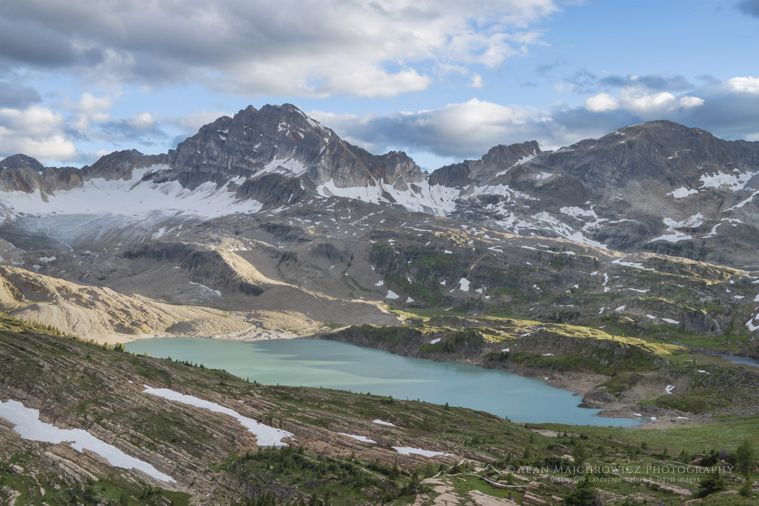 Middle Limestone Lake, and Russel Peak. Limestone Lakes Basin. Height of the Rockies Provincial Park British Columbia #86549