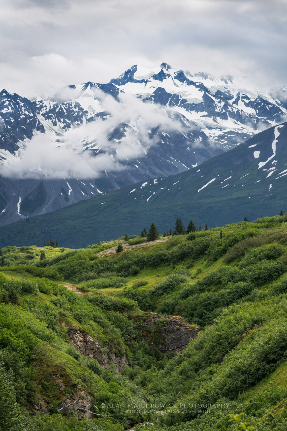 Jarvis Peak, Alsek Range, southeasternmost subdivision of the Saint Elias Mountains. Tatshenshini-Alsek Park, British Columbia #86831