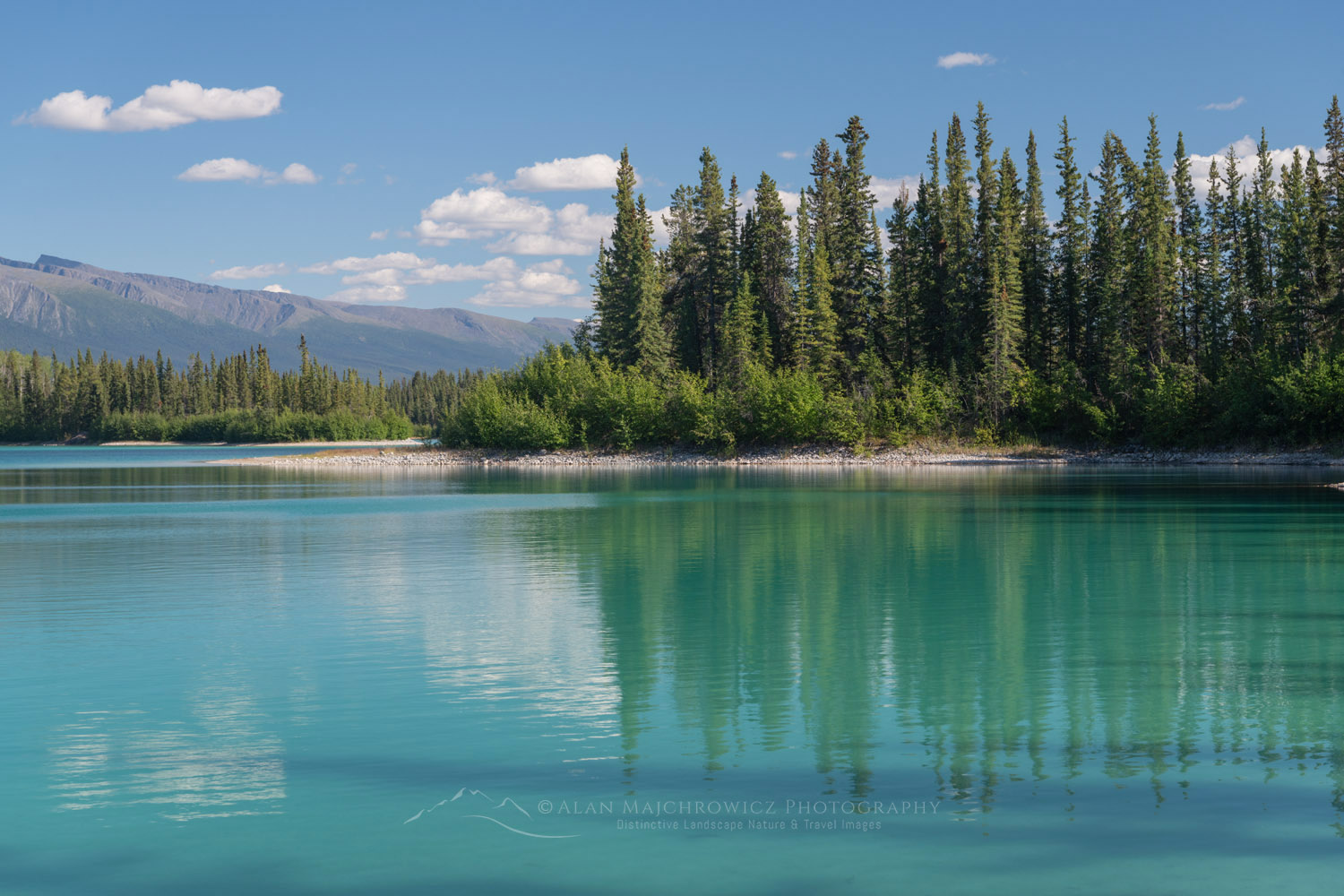 Turquoise waters of Tā Ch'ilā Park (Boya Lake Park) British Columbia #86926