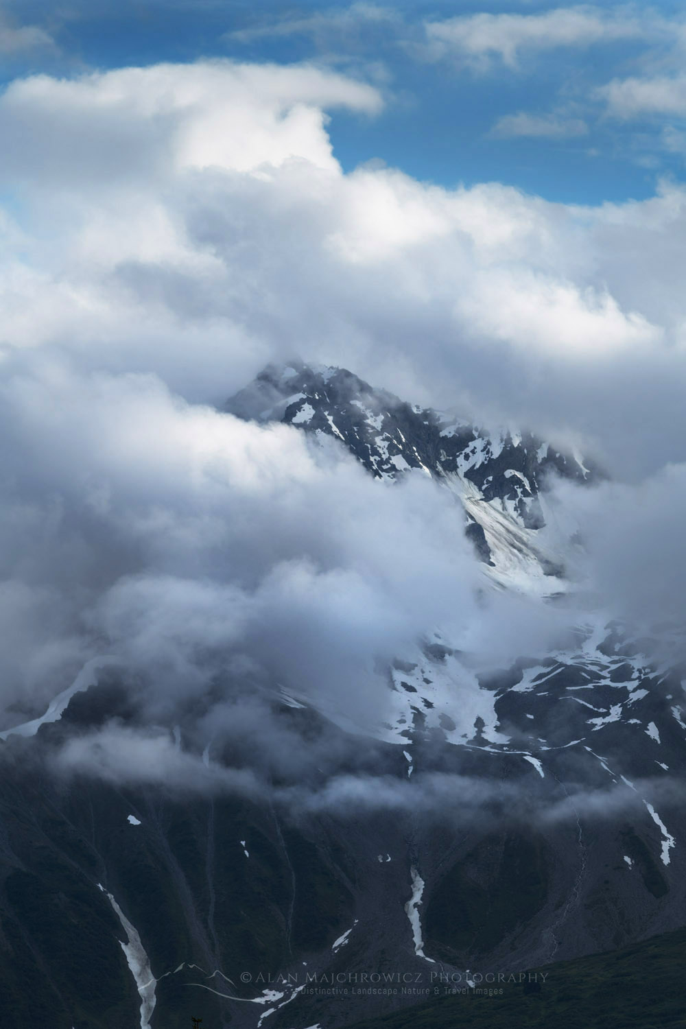 Jarvis Peak, Alsek Range, southeasternmost subdivision of the Saint Elias Mountains. Tatshenshini-Alsek Park, British Columbia #86836