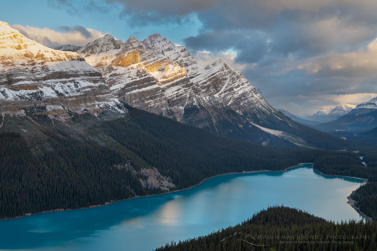 Peyto Lake at sunrise after a fresh dusting of autmn snow. Banff National Park. Alberta, Canada 88877